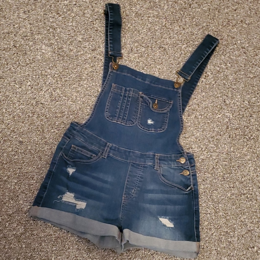 overall shorts